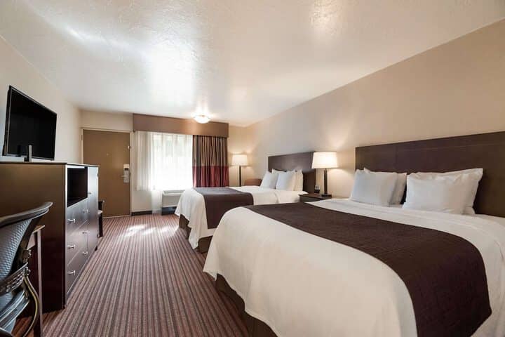 Room 7 of 26